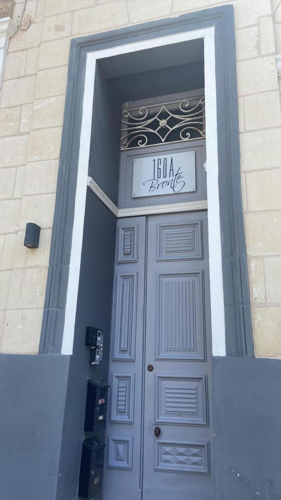 Ferienwohnung Sliema Distant Seaview Penthouse Exterior foto